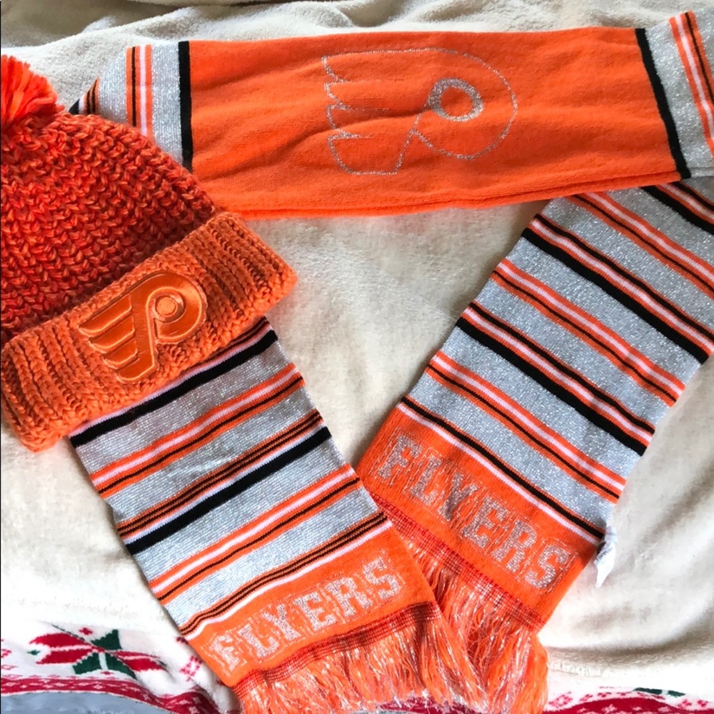 NHL Philadelphia Flyers winter hat and scarf